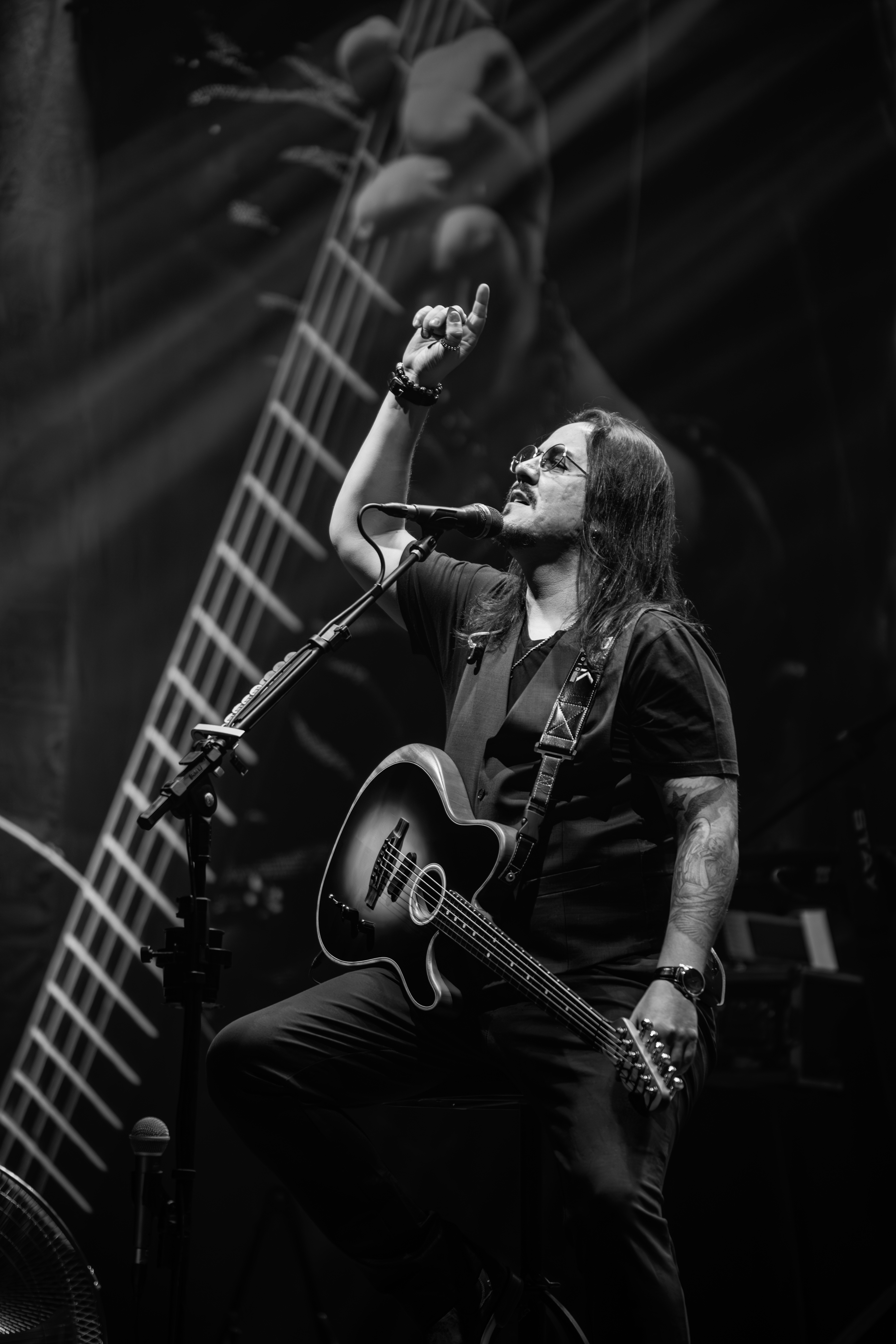 Dino Fonseca no palco